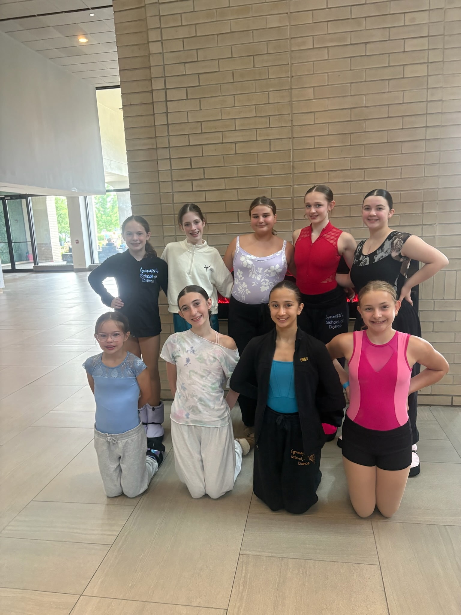 Lynnette's School of Dance students group photo at competition